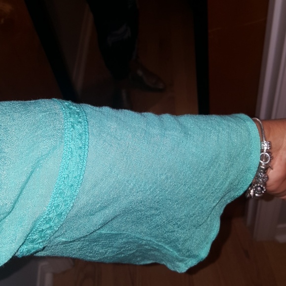 Boutique top - Picture 3 of 8